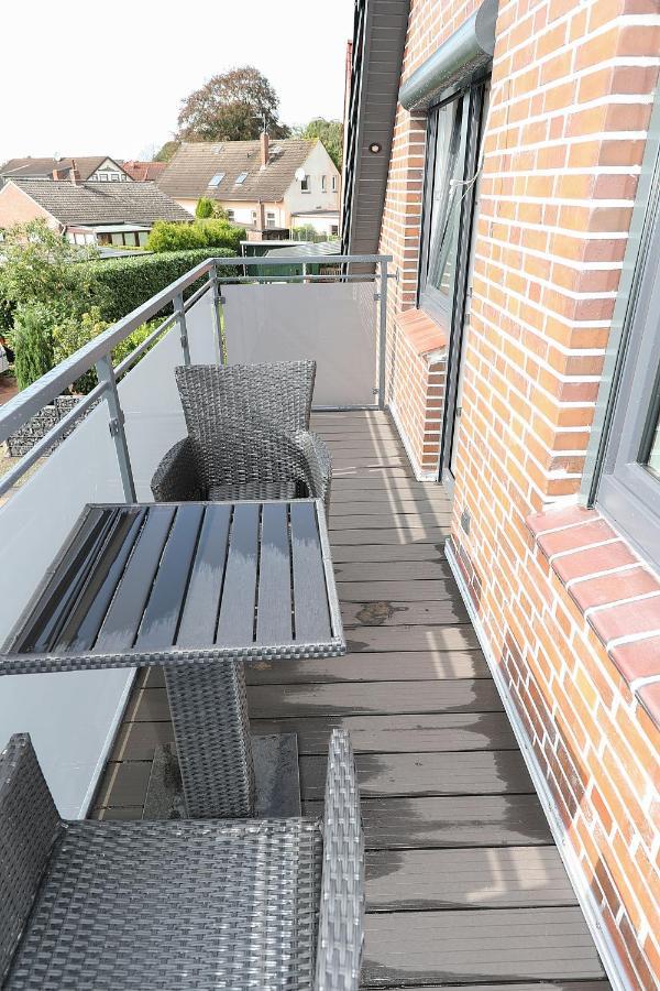 Heimathafen Sillenstede Apartamento Schortens Exterior foto